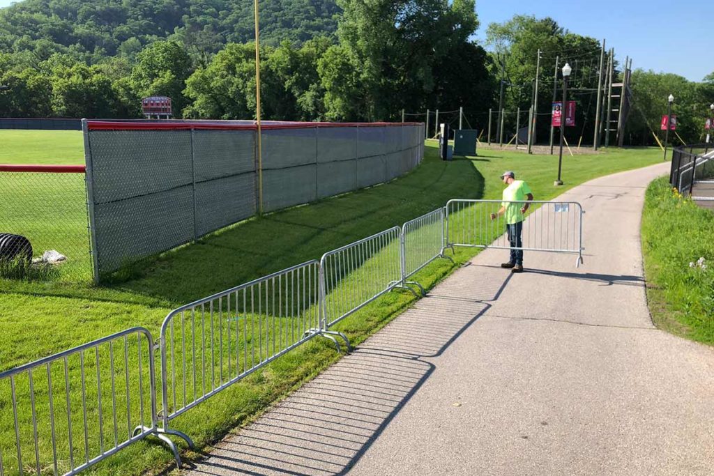 Crowd Control Barriers Event Fencing Fence Rental Minnesota 8108